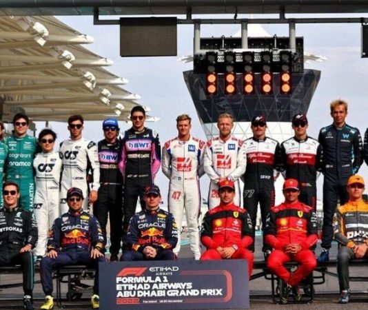 Боссы команд Формулы 1 назвали лучшего гонщика в сезоне-2022