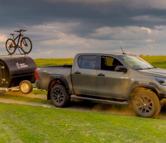 Что «умеет» прицеп-автодом для путешествий. Тест-драйв на берегу Дона