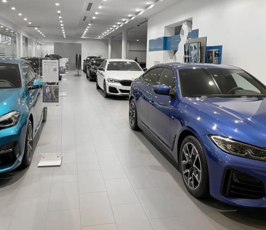 Доллар снова начал расти. Что будет с ценами на машины в 2023 году