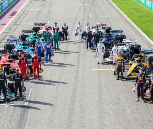 Гонщики Формулы 1 сами назвали лучшего гонщика сезона-2022