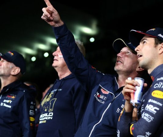 «Похоже, превысим лимит бюджетов». Red Bull Racing посмеялась над штрафом и подколола конкурентов