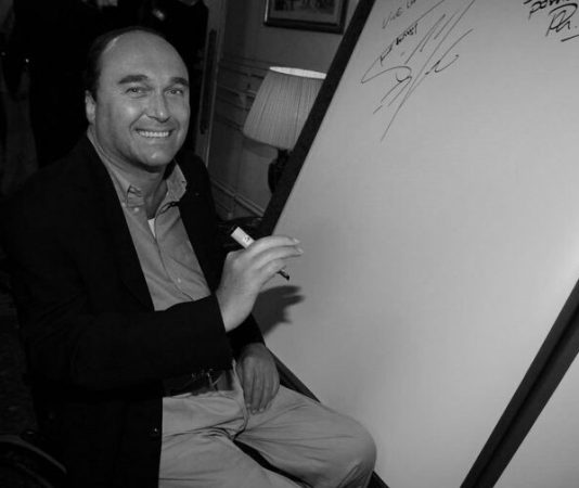 Умер бывший гонщик Формулы 1 Филипп Стрейфф