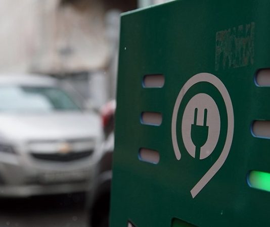 В России запланировали достичь доли в 15% электромобилей на рынке к 2030 году