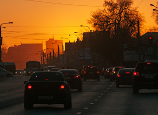 Дорожные камеры начали фиксировать выбрасывание мусора из авто