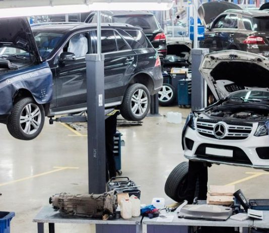 «Автодом» в начале года выкупит активы Mercedes в России