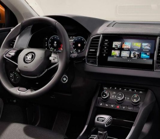 Цены на «Москвич 3е» и отключение автоприложений. Новости недели