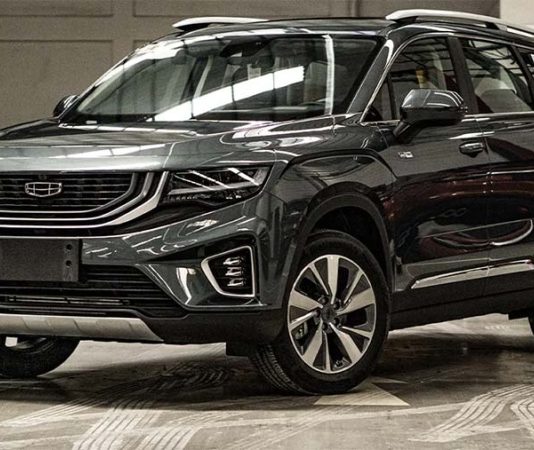 Дилеры в РФ открыли прием заказов на новый Geely Okavango