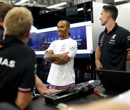 Эндрю Шовлин: 2022 год был проверкой отношений между Хэмилтоном и Mercedes