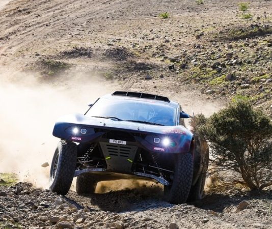 Герлен Шишери выиграл финальный спецучасток Дакара, Вайдотас Паскевичус стал лучшим в грузовиках