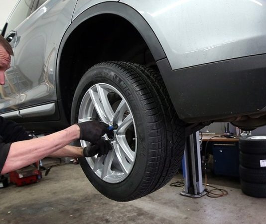 «Известия» выяснили причины массового отказа страховщиков в ремонте по ОСАГО