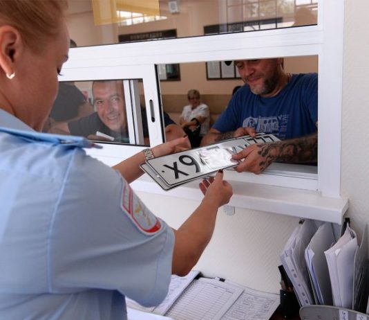 Как поставить машину на учет ГИБДД в 2023 году: изменения и нюансы