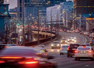 Какие изменения заработали для водителей в январе 2023 года: список