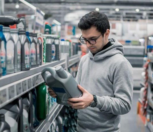 Какие проблемы ждут рынок автомобильных масел. Они уже подорожали на 80%