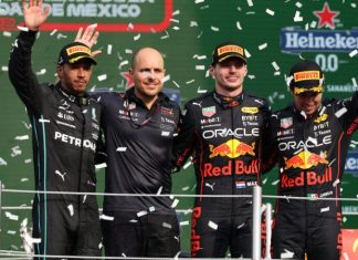 Льюис Хэмилтон: Бывают дни, когда я чувствую, что недостаточно хорош для нового титула