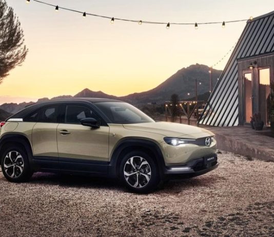 Mazda представила первую за 11 лет модель с роторным двигателем