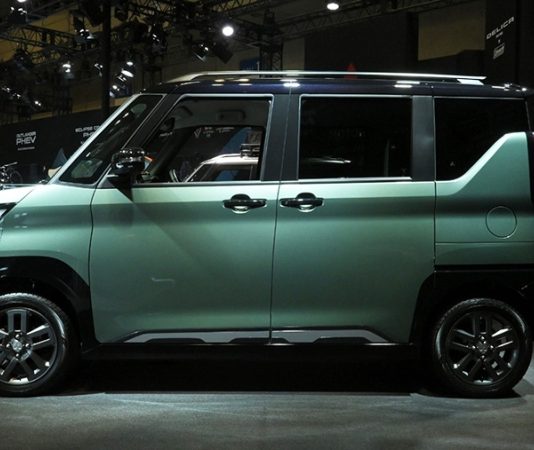 Mitsubishi представила на Tokyo Auto Salon 2023 микровэн Delica Mini