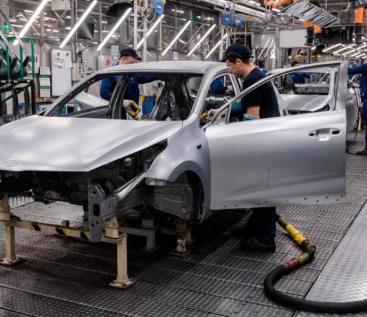 На заводе Hyundai в Петербурге начали производство кузовов для Казахстана