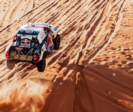 Нассер аль-Аттия выиграл второй этап Дакара-2023, Алеш Лопрайс — быстрейший в грузовиках