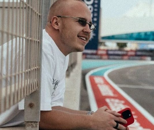 Никита Мазепин дебютирует в гонках прототипов