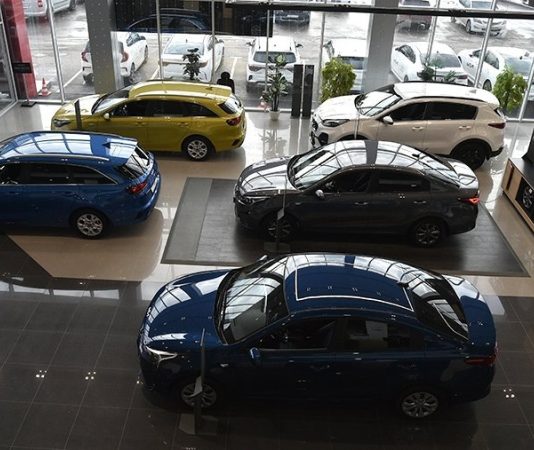 Продажи авто премиальных марок с пробегом в 2022 году выросли на 55%