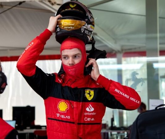 Роберт Шварцман исключён из Гоночной академии Ferrari