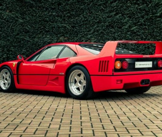 Тото Вольф продал спорткар Ferrari за полтора миллиона долларов