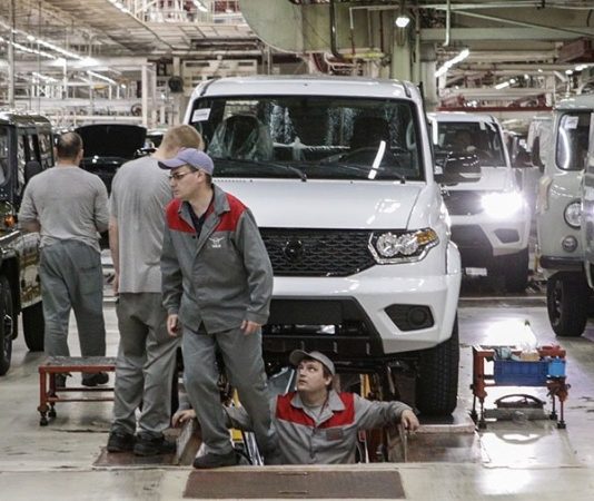 УАЗ возобновил выпуск автомобилей