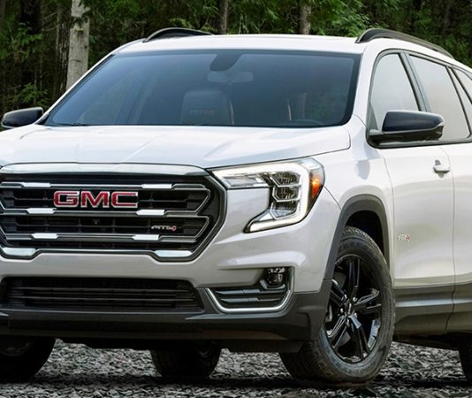 В России появились новые кроссоверы GMC Terrain