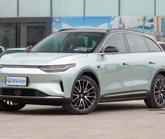 В России появился китайский полноприводный кроссовер Leap C11