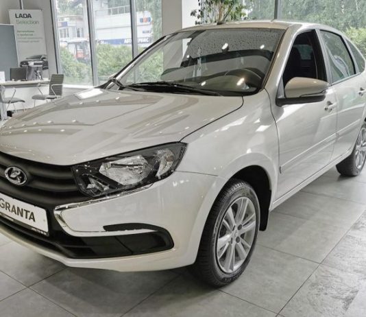 АвтоВАЗ сообщил о приближении к уровню продаж января 2022 года