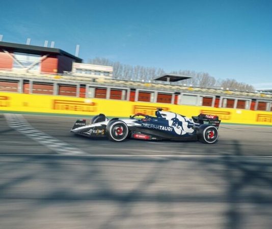 Что AlphaTauri сделала в машине AT04 при помощи Red Bull?