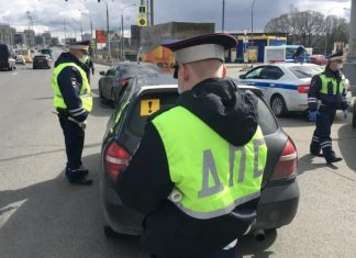 Что грозит водителям за езду с чужими номерами. Суд все объяснил