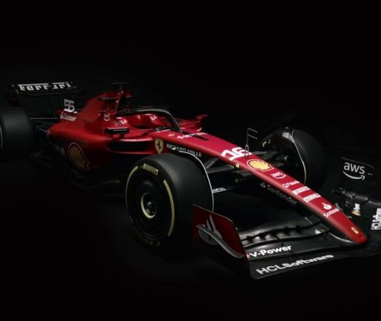 Ferrari показала машину SF-23 для сезона-2023 в Формуле 1