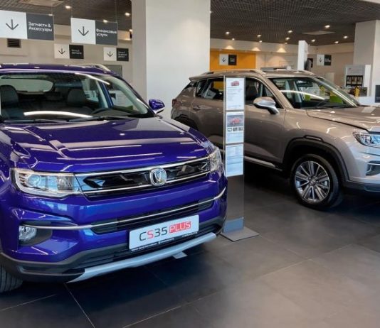 Китайские автомобили заняли больше трети рынка. Что будет дальше