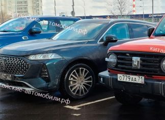 Китайский премиальный кроссовер заметили в России