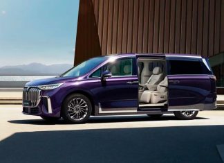 Китайский Voyah назвал российские цены на роскошный минивэн Dream