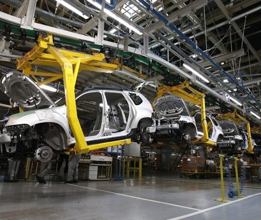 Минпромторг анонсировал ужесточение правил выпуска машин в России