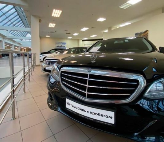 «Приличные варианты смели». Что происходит с ценами на подержанные машины