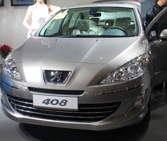 Росстандарт анонсировал отзывную кампанию для 21 авто Peugeot-408