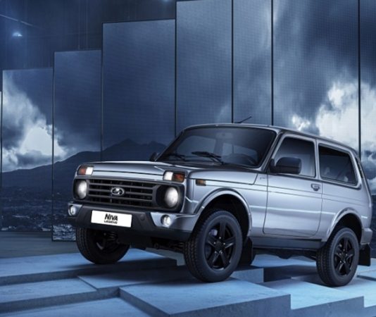 Стали известны цены на версии машин Lada Niva Urban и Black