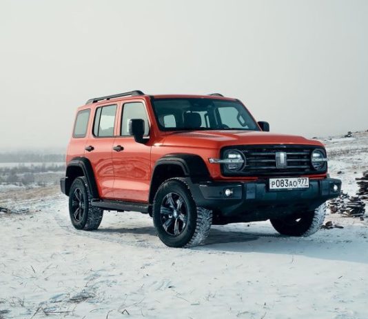 Таким должен быть УАЗ. Тест-драйв Tank 300