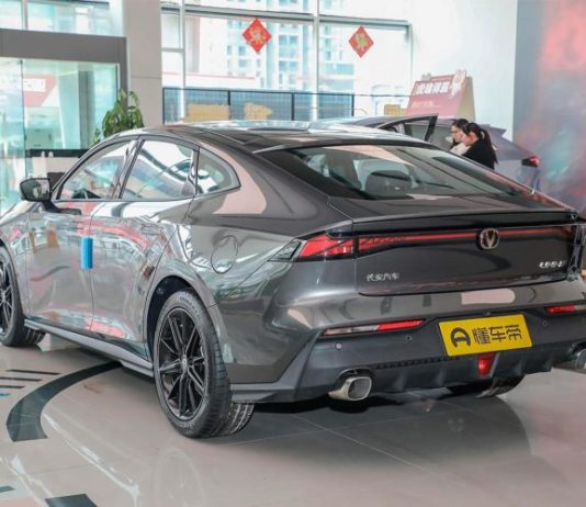 Три новые модели и древесина с завода Ford. Новости авторынка за неделю