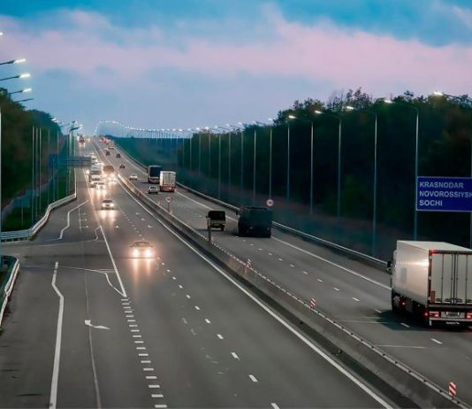 В Госдуме предложили вернуть штрафы за среднюю скорость: зачем и когда