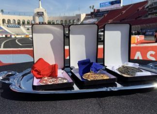 В NASCAR впервые в истории провели подиумную церемонию. Фото