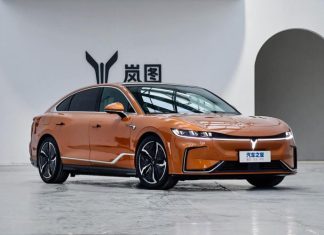 В России продадут около 5 тыс. автомобилей Voyah. Каждый стоит 8 млн руб.