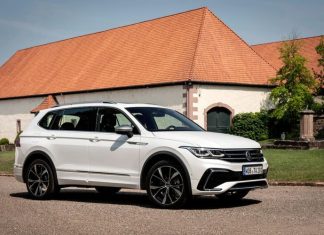 В Россию привезут семиместный Volkswagen Tiguan Allspace. Названы цены