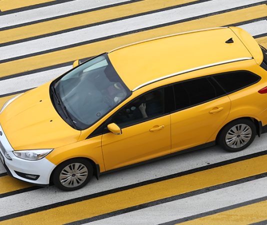 Эксперт оценил идею Минтранса об ограничении времени работы таксистов