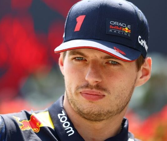 Ферстаппен отложил приезд в Саудовскую Аравию из-за болезни