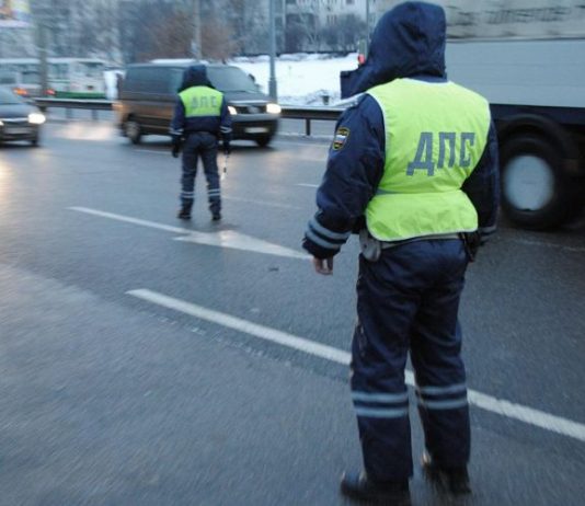 ГИБДД предупредила про штрафы за тонировку