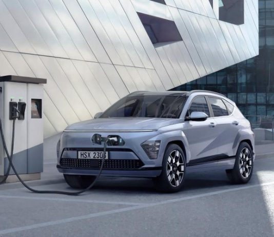 Hyundai Kona второго поколения получил электрическую версию